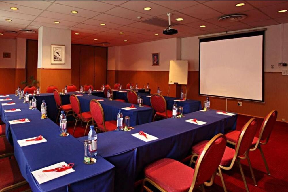 Arcadia Hotel Pretoria-Noord Extérieur photo